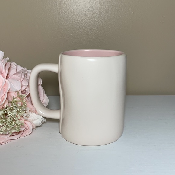 NWT Rae Dunn CHICK MAGNET Mug - Picture 3 of 4